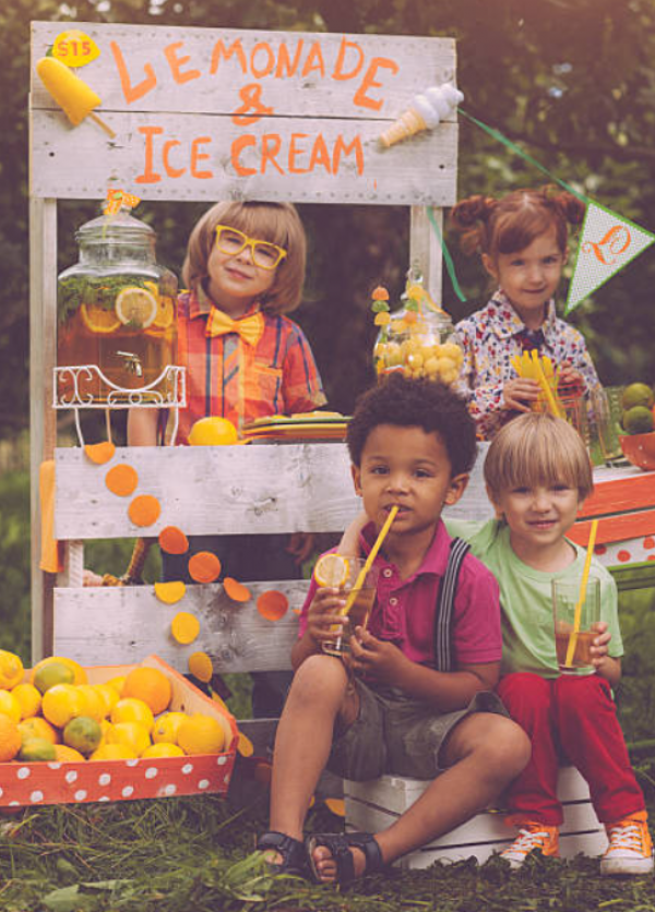 Stand jualan minuman dengan tampilan vintage